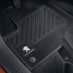 Súprava Vpichovaných Plyšových Autokobercov - Vpredu A Vzadu Peugeot Rifter
